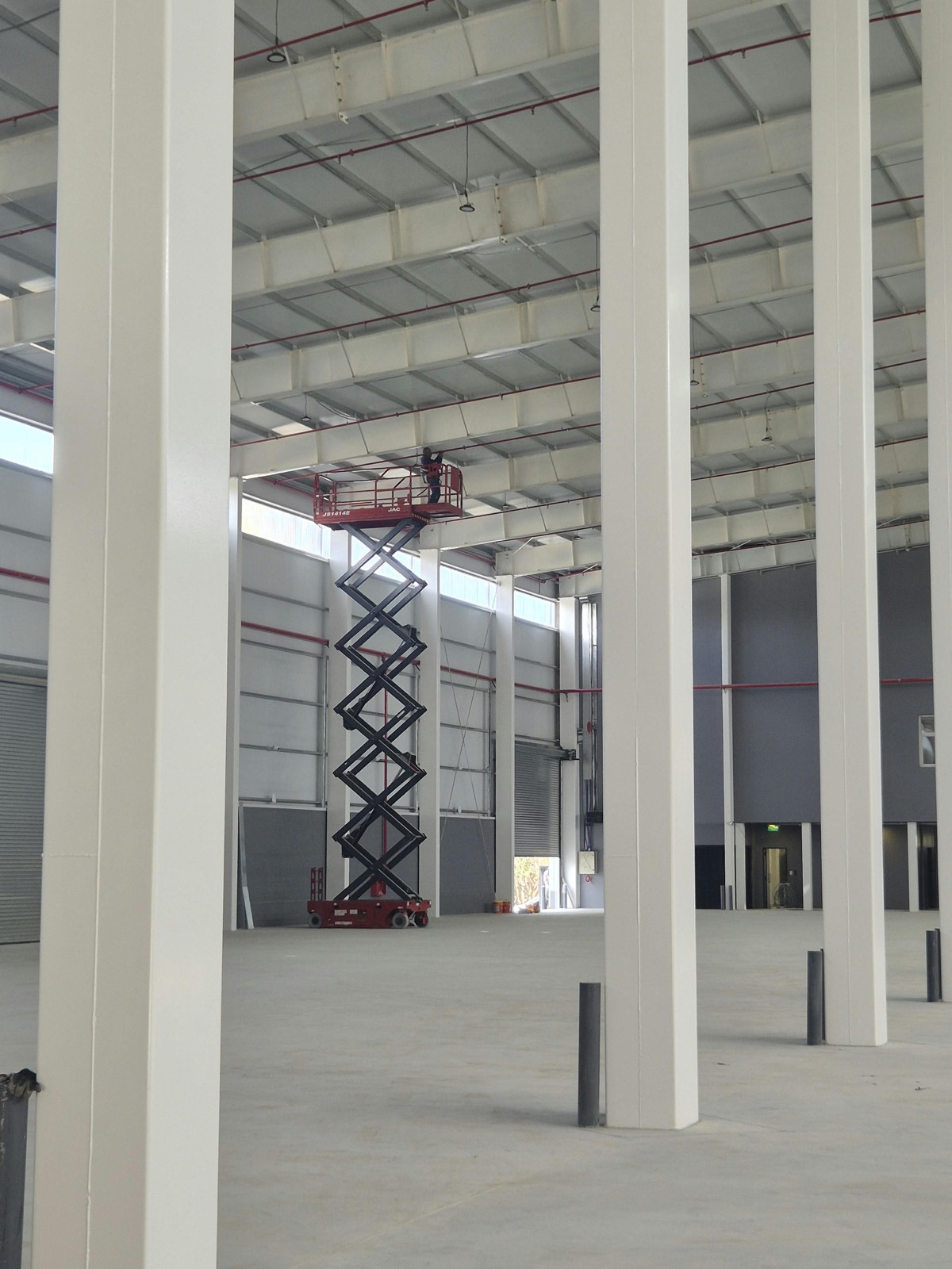 Montaje en altura — nave industrial